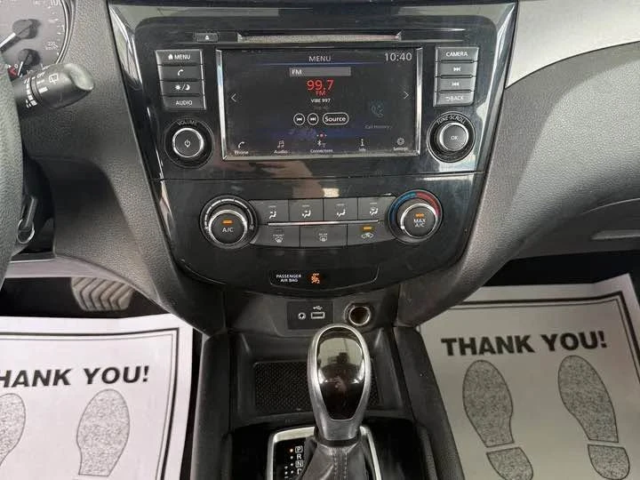 2021 Nissan Rogue - Image 14 of 15