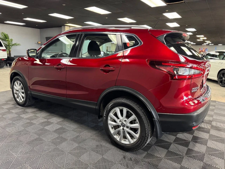 2021 Nissan Rogue - Image 7 of 12