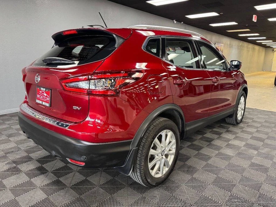 2021 Nissan Rogue - Image 13 of 21