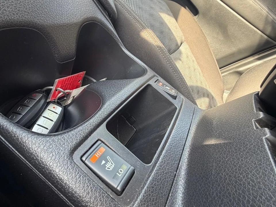 2021 Nissan Rogue - Image 14 of 22