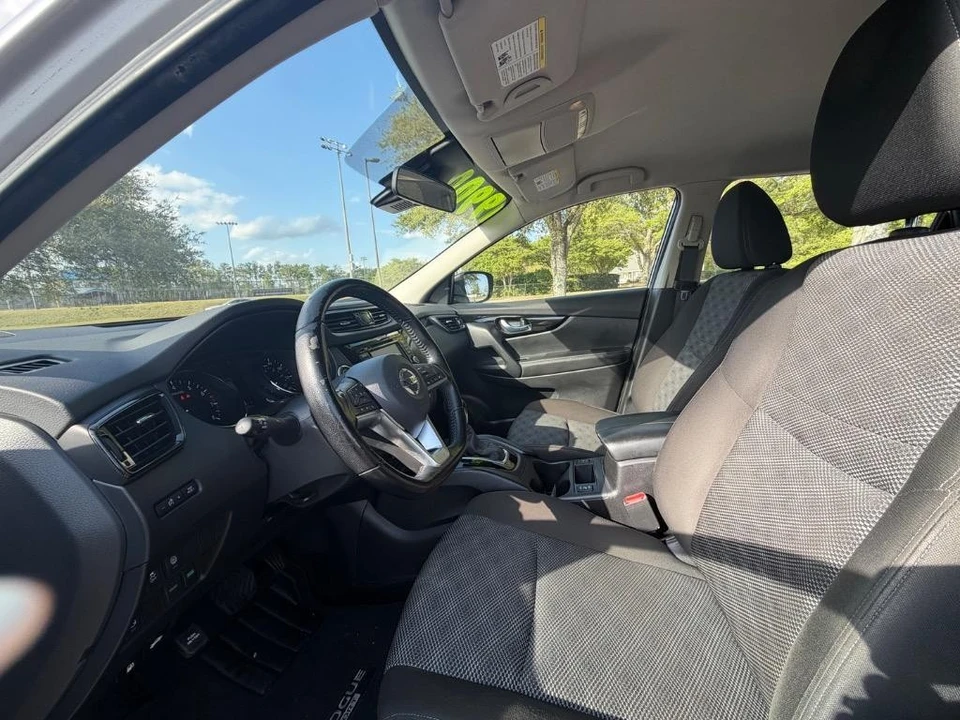 2021 Nissan Rogue - Image 6 of 22