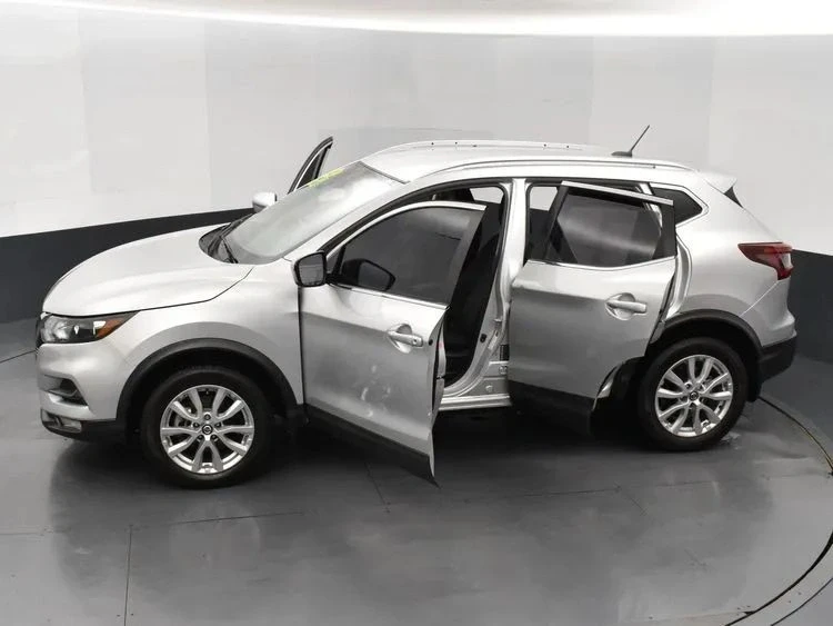 2021 Nissan Rogue - Image 7 of 12