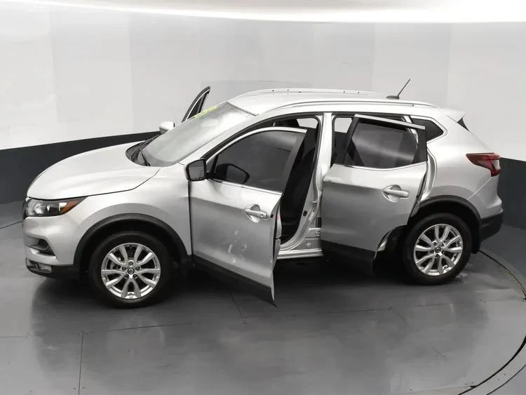 2021 Nissan Rogue - Image 7 of 12