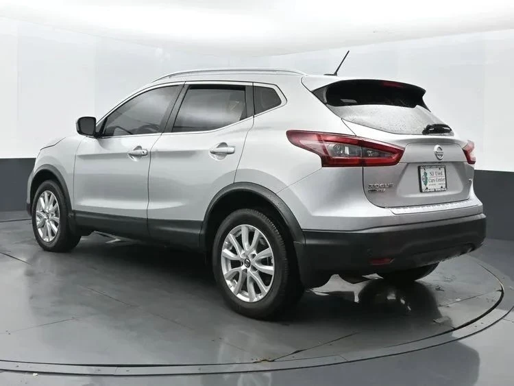 2021 Nissan Rogue - Image 9 of 12