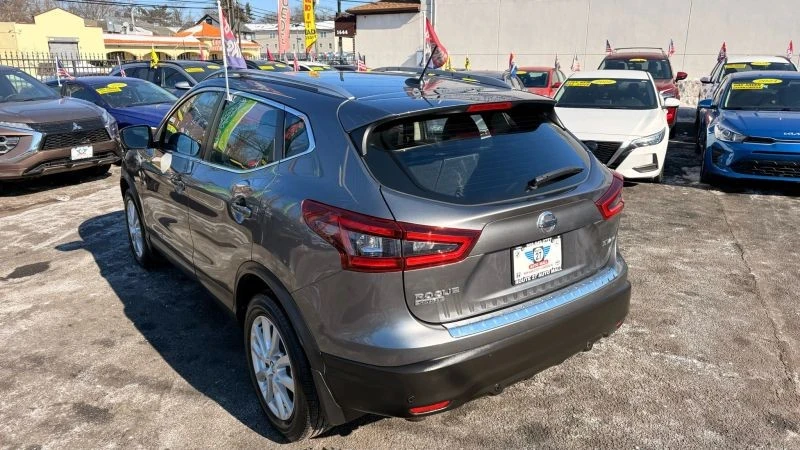 2021 Nissan Rogue - Image 5 of 12