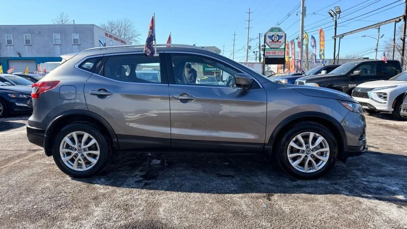 2021 Nissan Rogue - Image 11 of 12