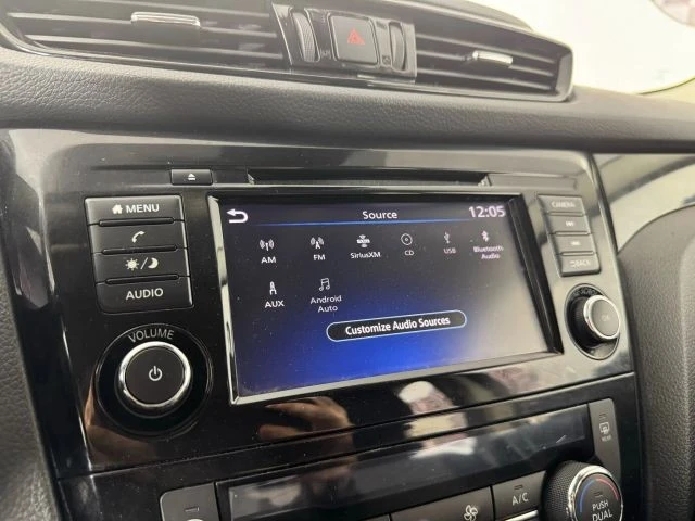 2021 Nissan Rogue - Image 20 of 21