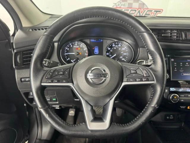 2021 Nissan Rogue - Image 13 of 21