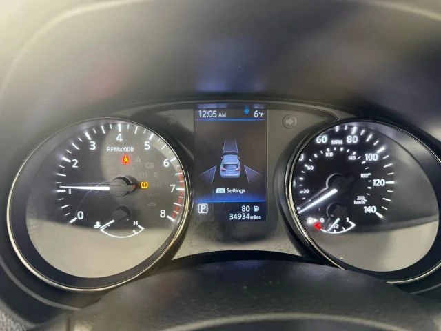 2021 Nissan Rogue - Image 14 of 21
