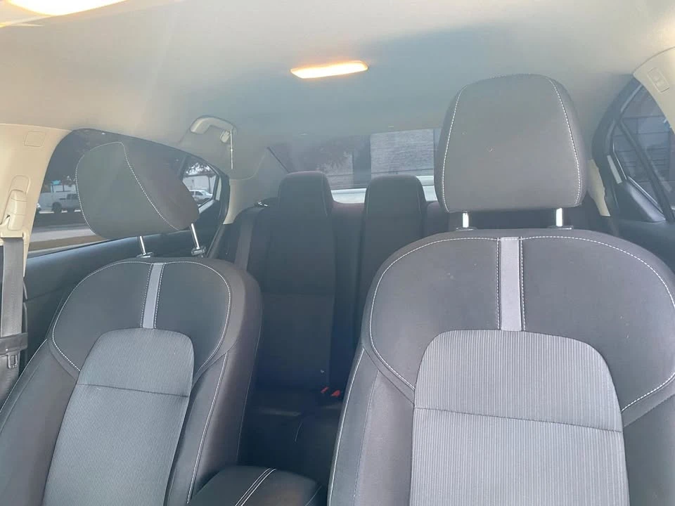 2021 Nissan Sentra - Image 10 of 14