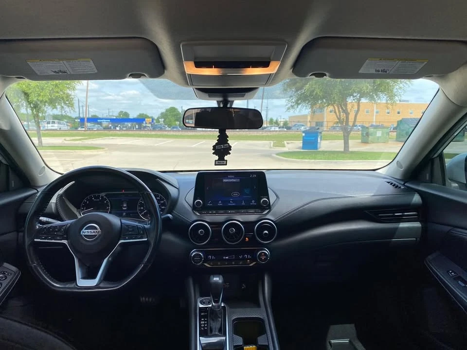 2021 Nissan Sentra - Image 8 of 14