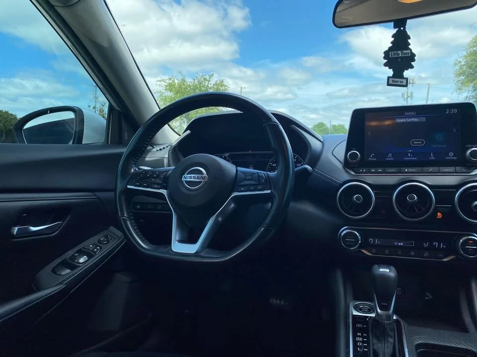 2021 Nissan Sentra - Image 9 of 14