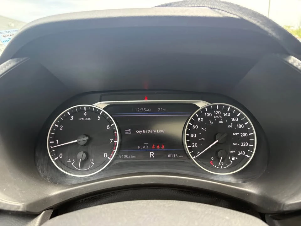 2021 Nissan Sentra - Image 13 of 16