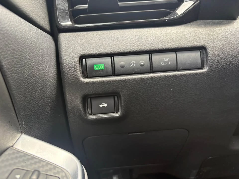2021 Nissan Sentra - Image 16 of 16