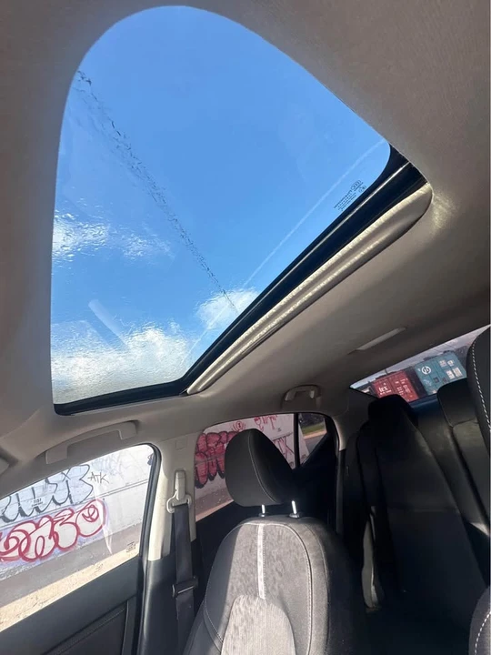 2021 Nissan Sentra - Image 6 of 9