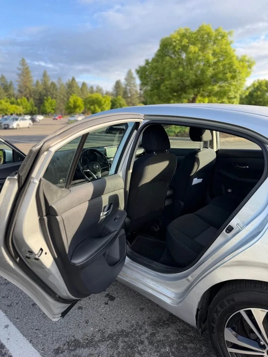 2021 Nissan Sentra 7th Gen - Image 6 of 10