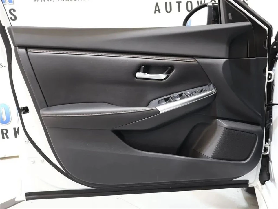 2021 Nissan Sentra 8th Gen - Image 10 of 31