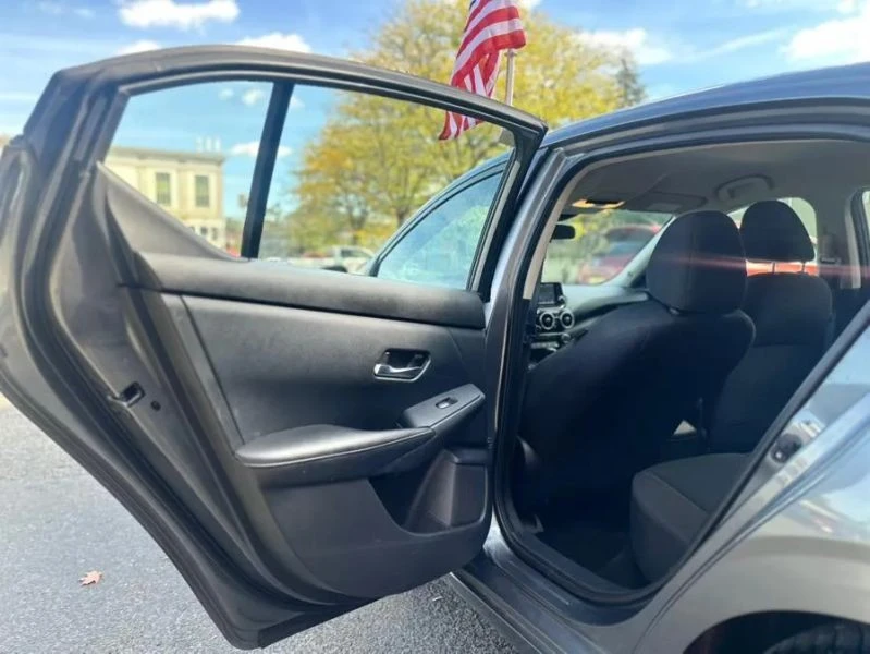 2021 Nissan Sentra 8th Gen - Image 9 of 12