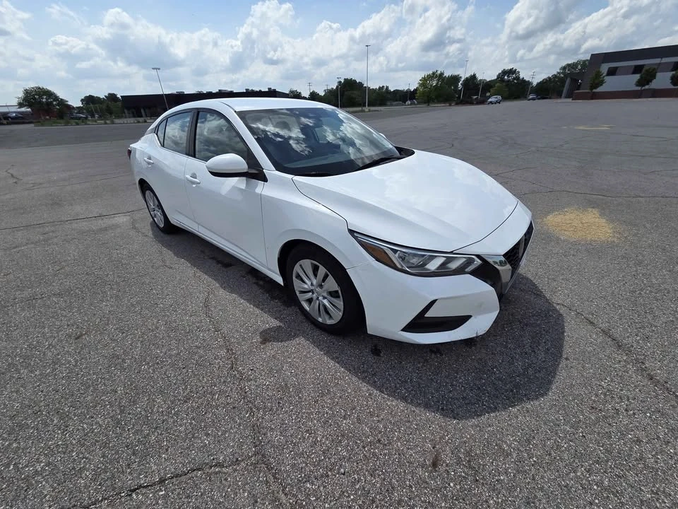 2021 Nissan Sentra - Image 4 of 10