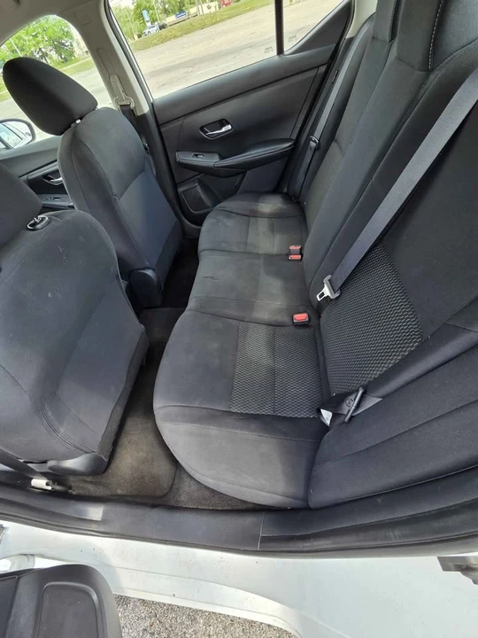 2021 Nissan Sentra - Image 8 of 10