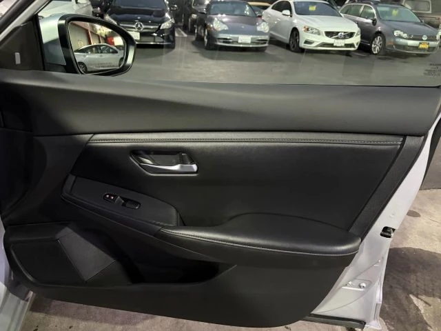 2021 Nissan Sentra 8th Gen - Image 15 of 21