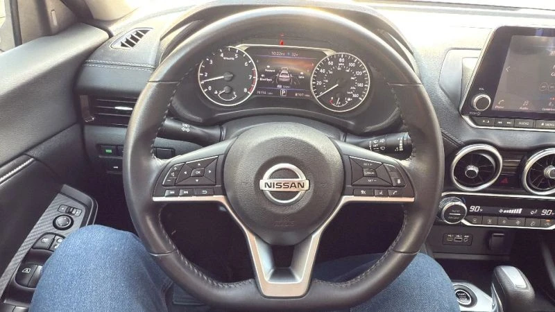 2021 Nissan Sentra 8th Gen - Image 10 of 12