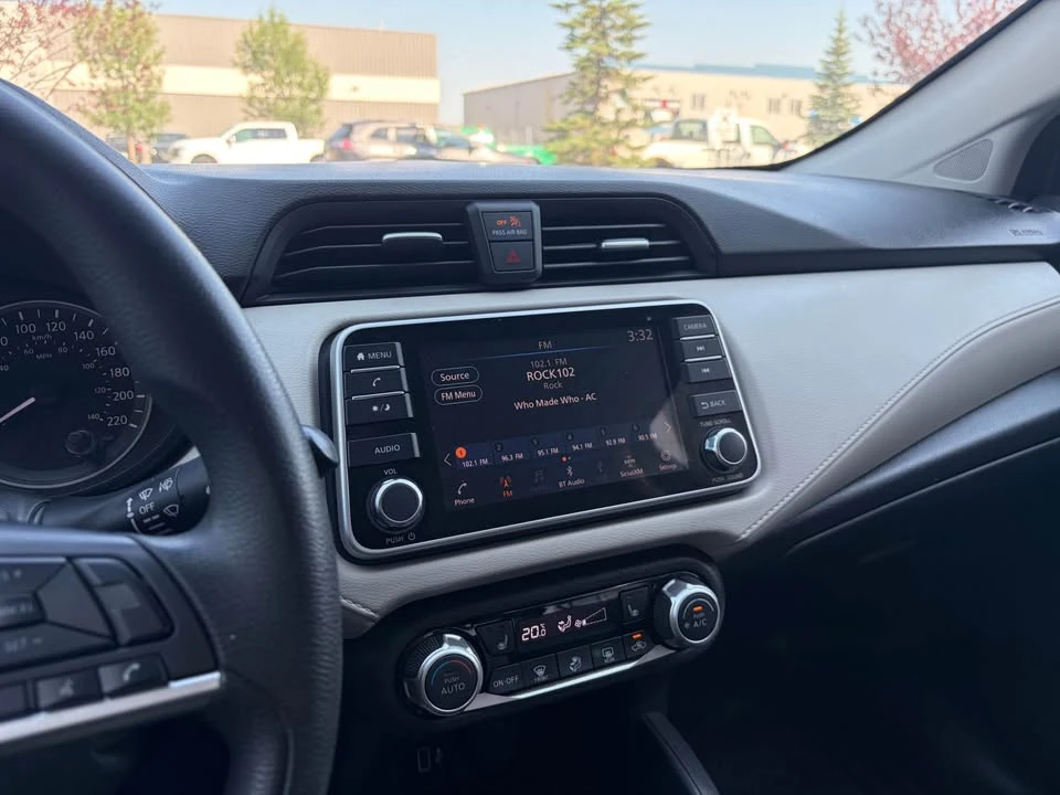 2021 Nissan Versa - Image 7 of 12