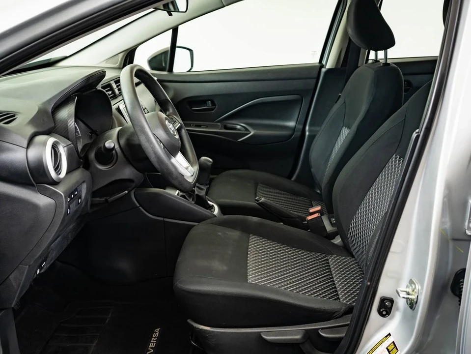 2021 Nissan Versa - Image 16 of 21