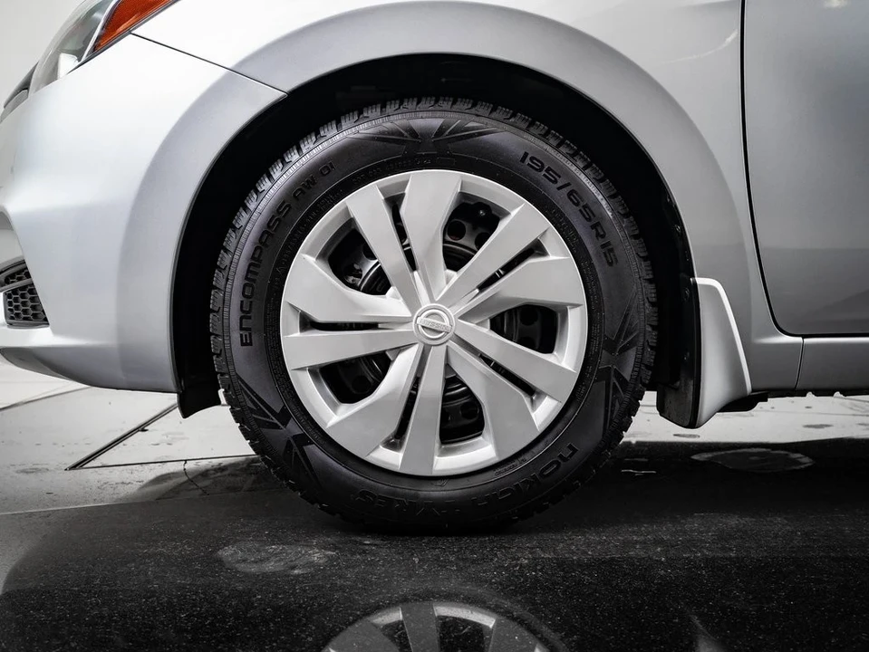 2021 Nissan Versa - Image 12 of 21