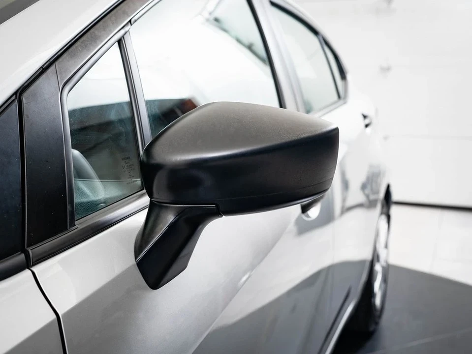 2021 Nissan Versa - Image 13 of 21