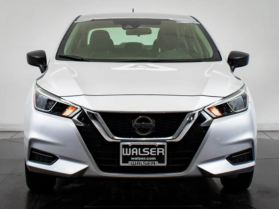 2021 Nissan Versa - Image 2 of 21