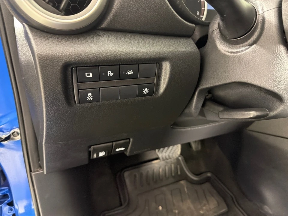 2021 Nissan Versa - Image 12 of 21