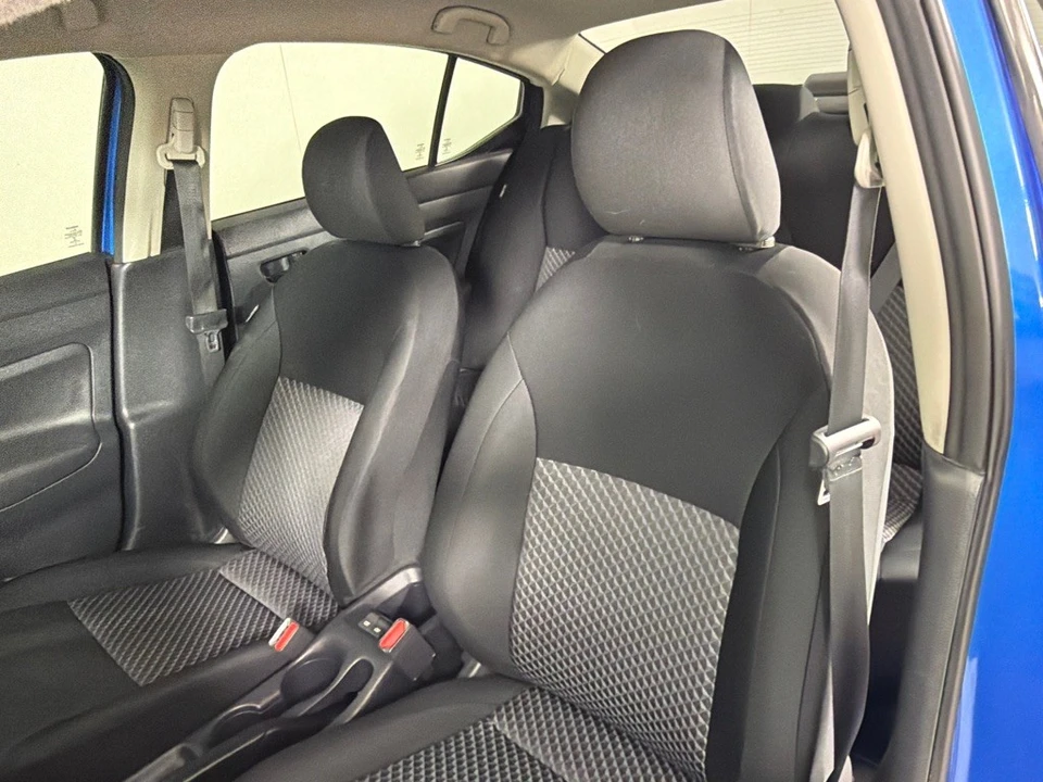 2021 Nissan Versa - Image 11 of 21