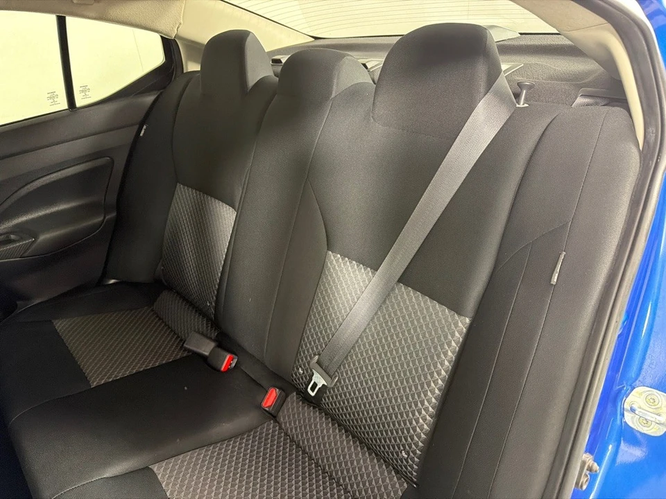 2021 Nissan Versa - Image 17 of 21