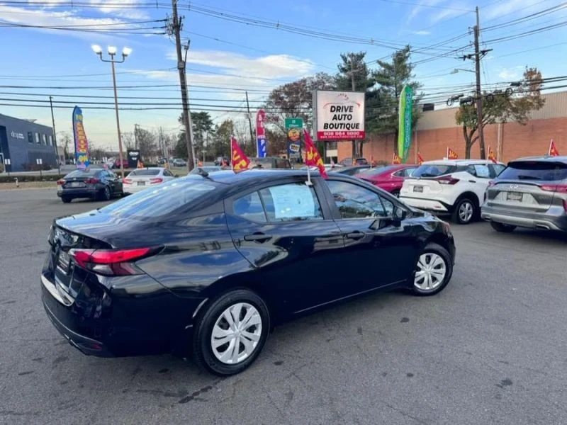 2021 Nissan Versa - Image 6 of 12