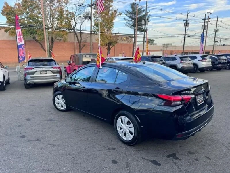 2021 Nissan Versa - Image 3 of 12