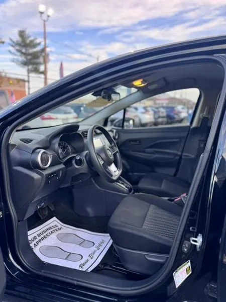 2021 Nissan Versa - Image 10 of 12