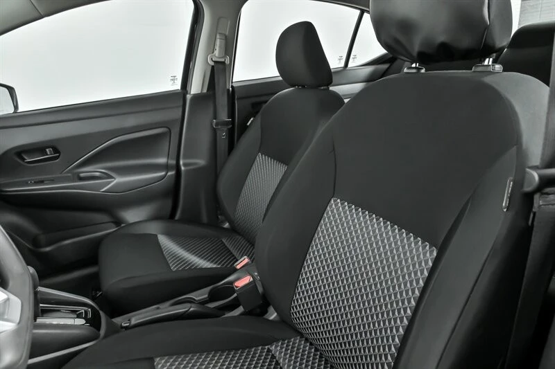 2021 Nissan Versa - Image 18 of 21