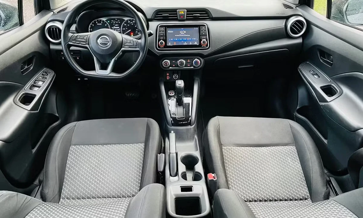 2021 Nissan Versa - Image 10 of 18