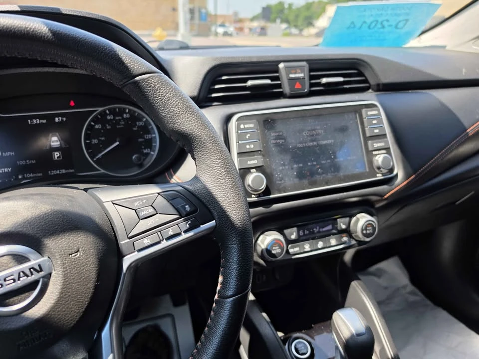 2021 Nissan Versa - Image 15 of 16