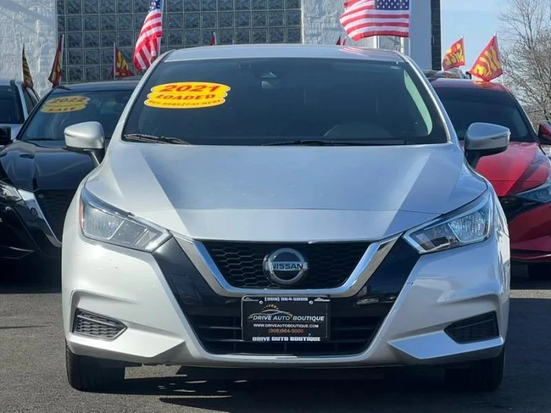 2021 Nissan Versa - Image 2 of 12
