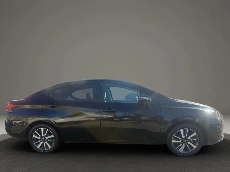 2021 Nissan Versa - Image 4 of 12