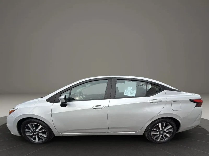 2021 Nissan Versa - Image 8 of 12