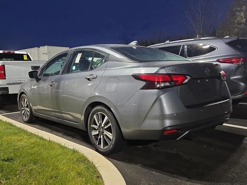 2021 Nissan Versa - Image 3 of 4