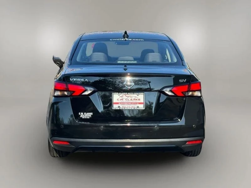 2021 Nissan Versa - Image 7 of 12
