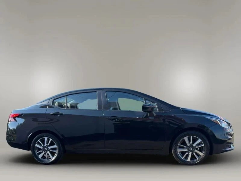 2021 Nissan Versa - Image 5 of 12