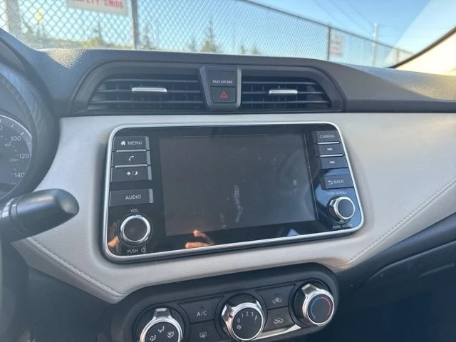 2021 Nissan Versa - Image 11 of 12