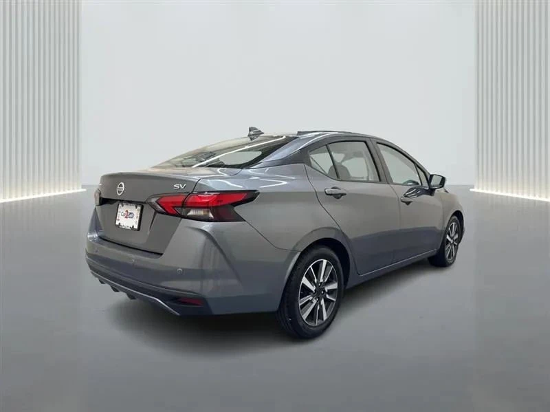 2021 Nissan Versa - Image 5 of 12
