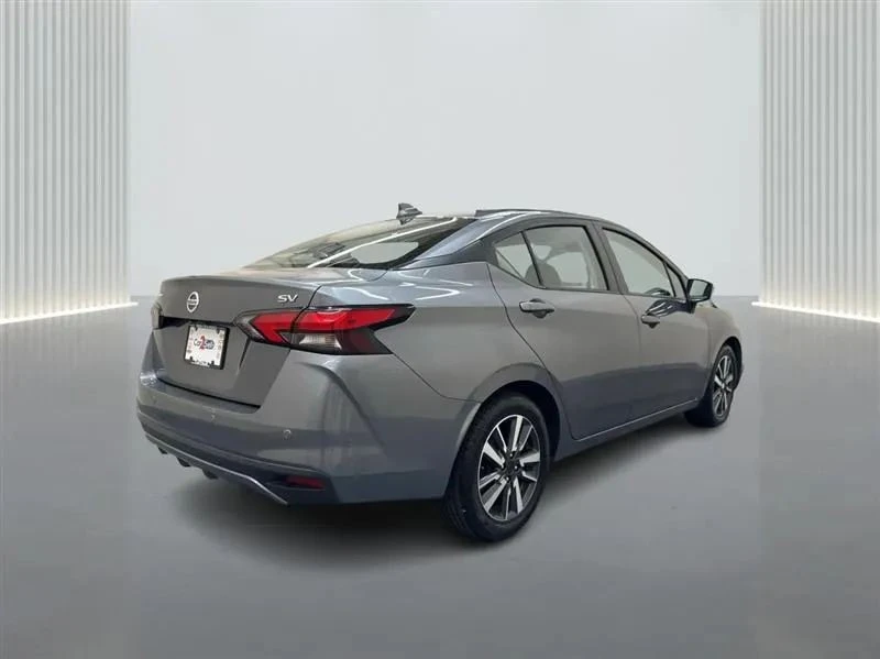 2021 Nissan Versa - Image 5 of 12