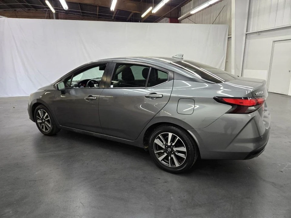 2021 Nissan Versa - Image 2 of 12
